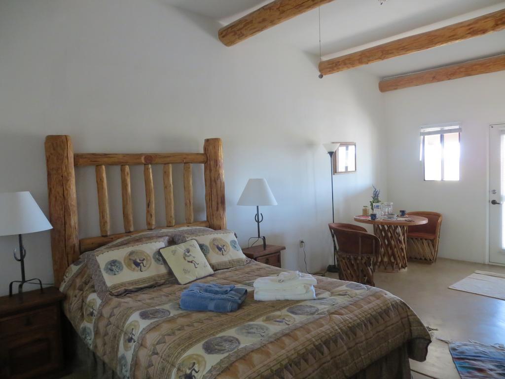 Rancho Milagro Bed & Breakfast Elgin Quarto foto