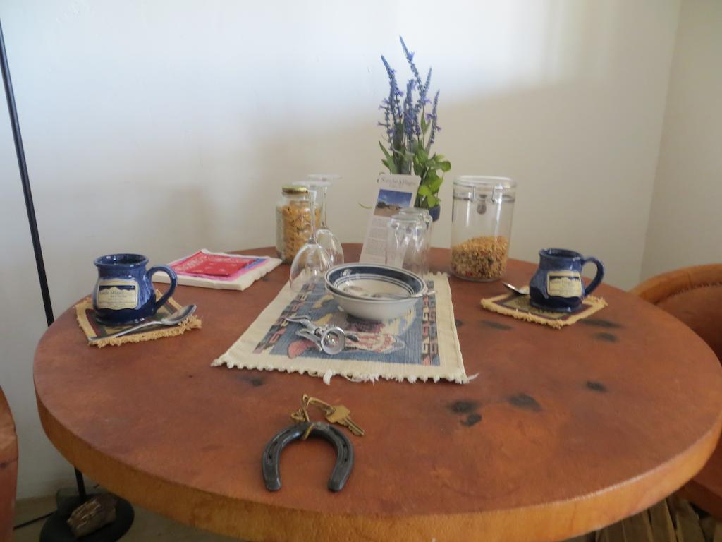 Rancho Milagro Bed & Breakfast Elgin Quarto foto